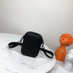 BOTTEGA VENETA Shoulder bag 2023FW Not in stock in Japan