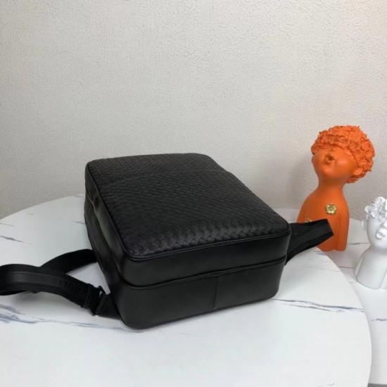 BOTTEGA VENETA Bottega Veneta Backpack 2023FW now available at new price! BOTTEGA VENETA Bottega Veneta Backpack 2023FW now available at new price!