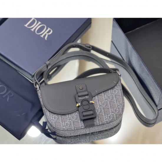 DIOR Dior 2023SS shoulder bag spring and summer arrival as soon as possible DIOR Dior 2023SS shoulder bag spring and summer arrival as soon as possible