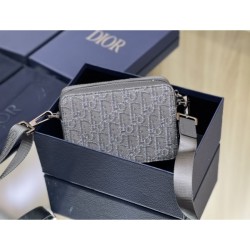 DIOR Dior 2023SS shoulder bag Hard to get new spring items