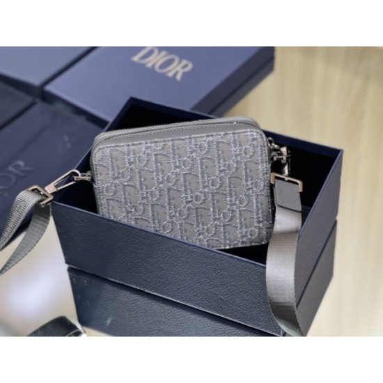 DIOR Dior 2023SS shoulder bag Hard to get new spring items DIOR Dior 2023SS shoulder bag Hard to get new spring items