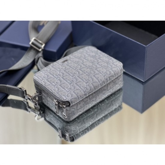 DIOR Dior 2023SS shoulder bag Hard to get new spring items DIOR Dior 2023SS shoulder bag Hard to get new spring items