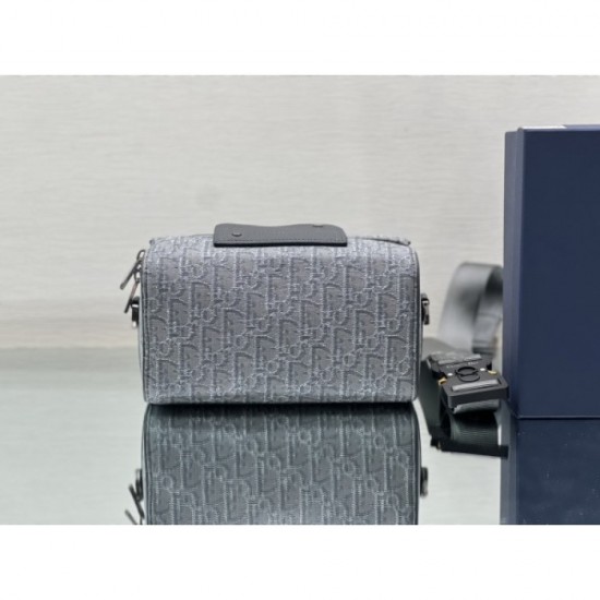 DIOR Dior 2023SS shoulder bag For exquisite dressing DIOR Dior 2023SS shoulder bag For exquisite dressing