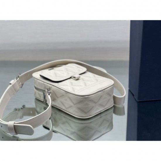 DIOR Dior 2023SS shoulder bag explosive popularity in spring DIOR Dior 2023SS shoulder bag explosive popularity in spring