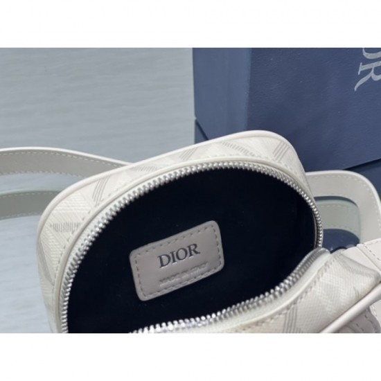 DIOR Dior 2023SS shoulder bag explosive popularity in spring DIOR Dior 2023SS shoulder bag explosive popularity in spring