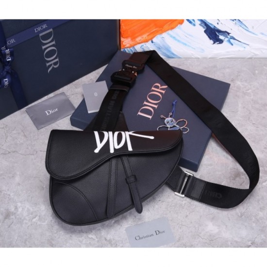 DIOR Dior 2023SS shoulder bag Enjoy fashion! DIOR Dior 2023SS shoulder bag Enjoy fashion!