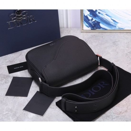DIOR Dior 2023SS shoulder bag Japan non-arrival extreme popularity DIOR Dior 2023SS shoulder bag Japan non-arrival extreme popularity
