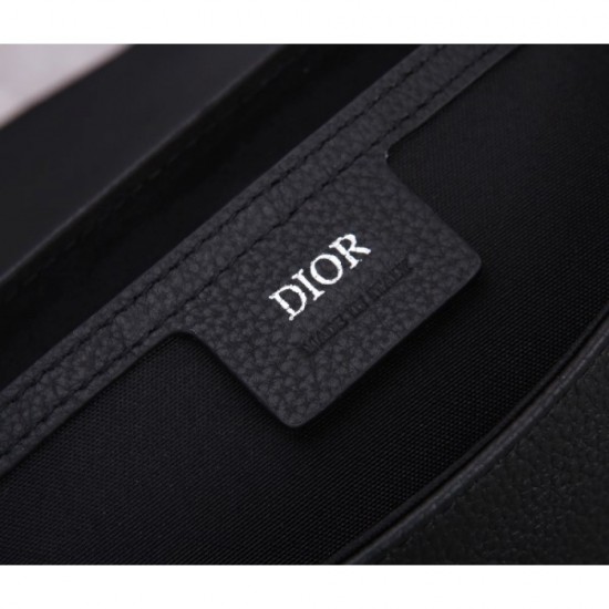 DIOR Dior 2023SS shoulder bag Japan non-arrival extreme popularity DIOR Dior 2023SS shoulder bag Japan non-arrival extreme popularity