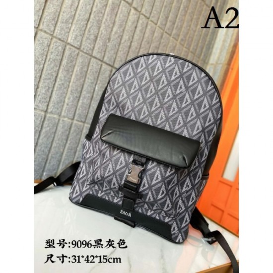 DIOR Dior 2023SS Backpack The latest popular topic is boiling DIOR Dior 2023SS Backpack The latest popular topic is boiling