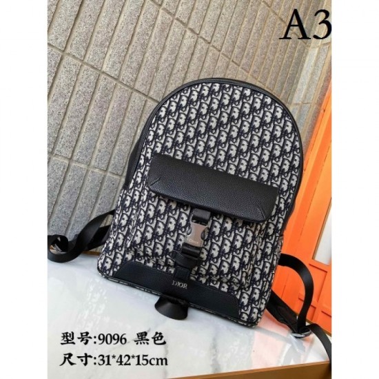 DIOR Dior 2023SS Backpack The latest popular topic is boiling DIOR Dior 2023SS Backpack The latest popular topic is boiling