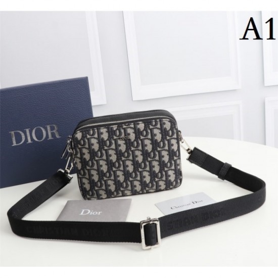 2023SS DIOR Dior shoulder bag with eye-catching design 2023SS DIOR Dior shoulder bag with eye-catching design