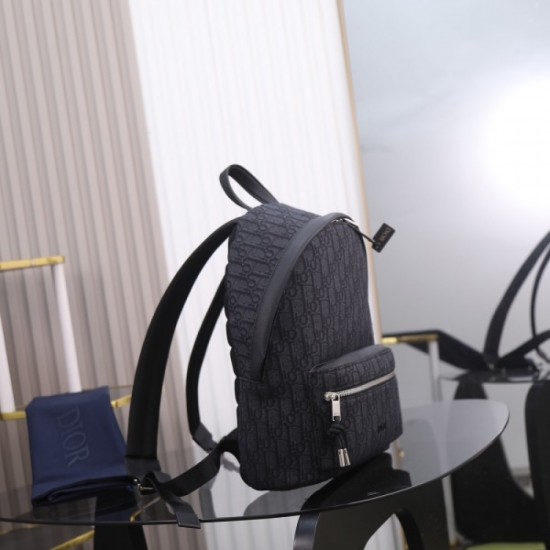 2023SS DIOR Dior backpack that will always be sold out at the end of the year 2023SS DIOR Dior backpack that will always be sold out at the end of the year