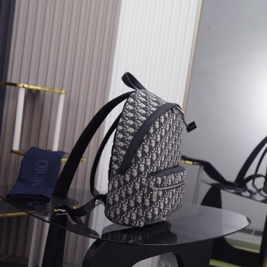 New this season! Adults are also OK! 2023SS DIOR Dior backpack New this season! Adults are also OK! 2023SS DIOR Dior backpack