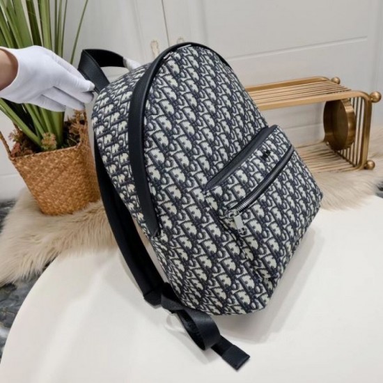 2023FW DIOR Backpack that can be seen from tops 2023FW DIOR Backpack that can be seen from tops