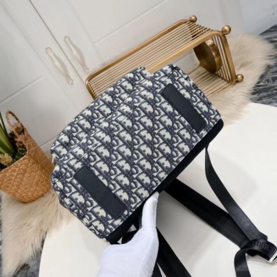 2023FW DIOR Backpack that can be seen from tops 2023FW DIOR Backpack that can be seen from tops