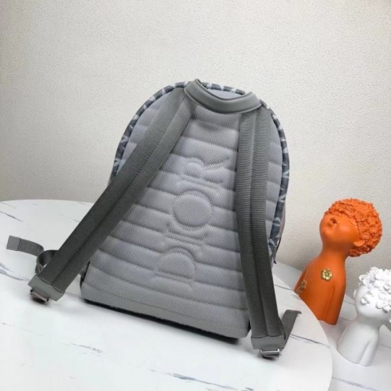 A must-have item for fall and winter 2023FW DIOR Backpack A must-have item for fall and winter 2023FW DIOR Backpack