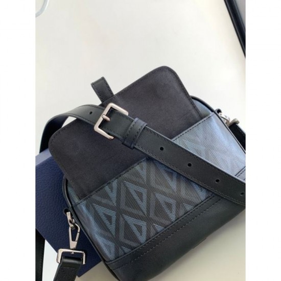 I definitely want this fall 2023FW DIOR Dior shoulder bag I definitely want this fall 2023FW DIOR Dior shoulder bag
