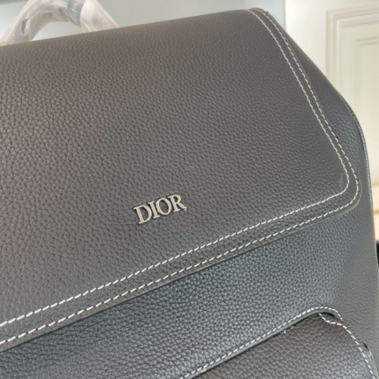 This season's trend items 2023FW DIOR Men's backpack This season's trend items 2023FW DIOR Men's backpack