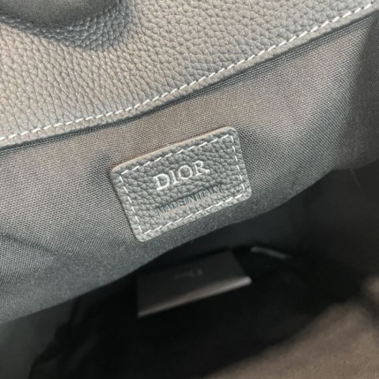 This season's trend items 2023FW DIOR Men's backpack This season's trend items 2023FW DIOR Men's backpack