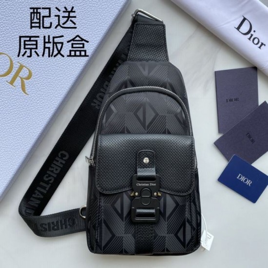 Design perfect for everyday use 2023FW DIOR Men's chest bag Design perfect for everyday use 2023FW DIOR Men's chest bag