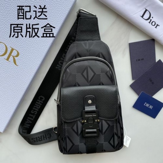 Design perfect for everyday use 2023FW DIOR Men's chest bag Design perfect for everyday use 2023FW DIOR Men's chest bag