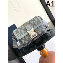 DIOR Shoulder bag 2023FW Highly fashion sensitive