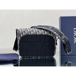 DIOR Shoulder bag 2023FW A stylish item