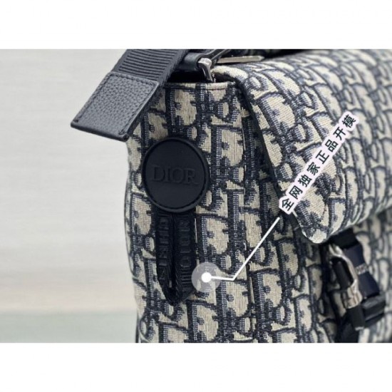 DIOR Shoulder bag 2023FW A stylish item DIOR Shoulder bag 2023FW A stylish item