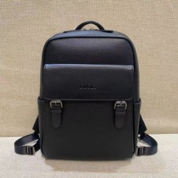 DIOR Backpack 2023FW Style that can be used for winter