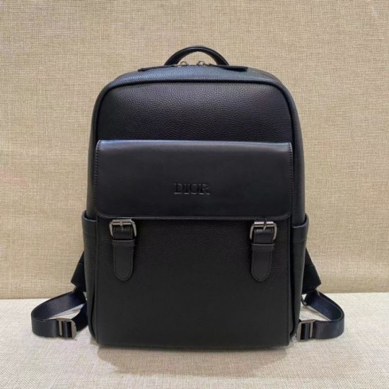 DIOR Backpack 2023FW Style that can be used for winter DIOR Backpack 2023FW Style that can be used for winter