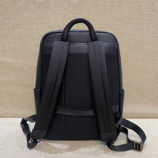 DIOR Backpack 2023FW Style that can be used for winter DIOR Backpack 2023FW Style that can be used for winter