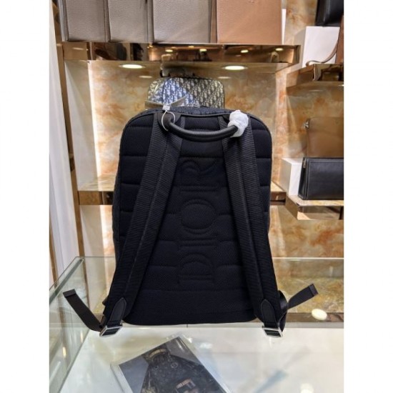 DIOR Backpack 2023FW Perfect for winter outings DIOR Backpack 2023FW Perfect for winter outings