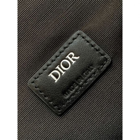 DIOR Dior Backpack 2023FW A winter new item that is sure to be a hit this season DIOR Dior Backpack 2023FW A winter new item that is sure to be a hit this season