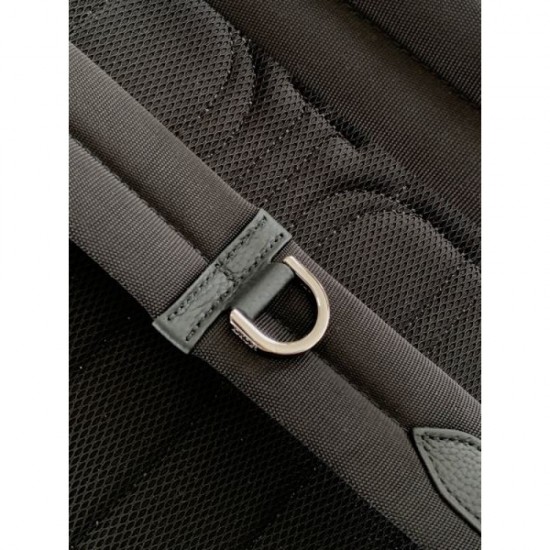 DIOR Backpack 2023FW An essential item this winter DIOR Backpack 2023FW An essential item this winter
