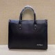 2023SS FERRAGAMO Salvatore Ferragamo briefcase with a beautiful logo 2023SS FERRAGAMO Salvatore Ferragamo briefcase with a beautiful logo