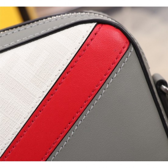 FENDI Fendi 2023SS shoulder bag Spring-like new arrival FENDI Fendi 2023SS shoulder bag Spring-like new arrival