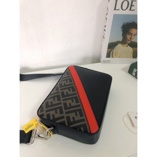 FENDI Fendi 2023SS shoulder bag popular brand this spring FENDI Fendi 2023SS shoulder bag popular brand this spring