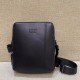 FENDI Fendi 2023SS shoulder bag popular item restocked! FENDI Fendi 2023SS shoulder bag popular item restocked!