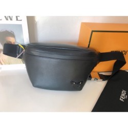 FENDI Fendi 2023SS waist bag is particularly popular this season
