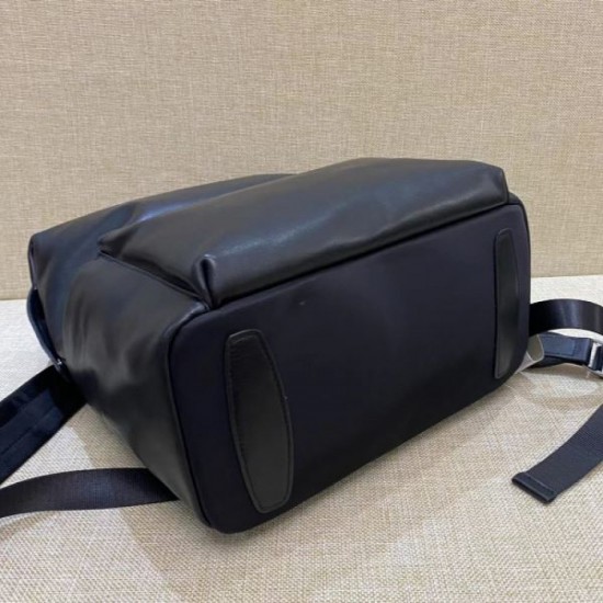 VIP customer sale for one item only in autumn 2023FW FENDI Backpack VIP customer sale for one item only in autumn 2023FW FENDI Backpack