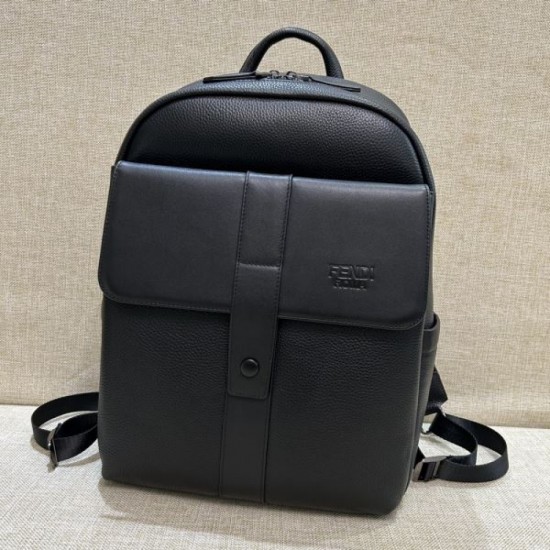 FENDI Backpack 2023FW Great for changing seasons FENDI Backpack 2023FW Great for changing seasons