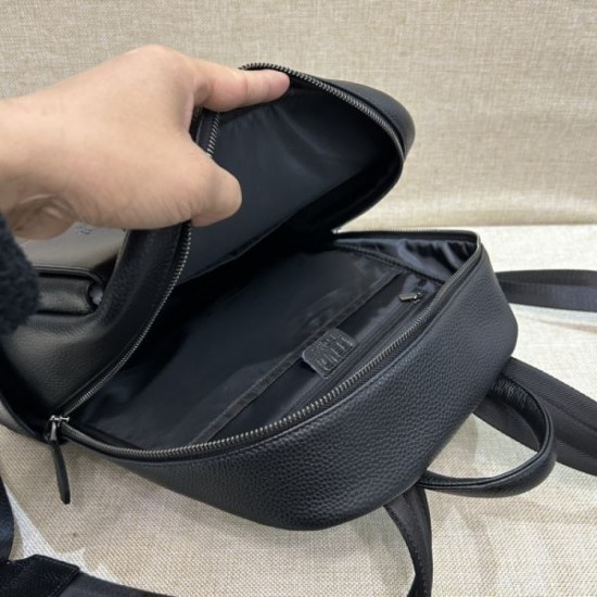 FENDI Backpack 2023FW Great for changing seasons FENDI Backpack 2023FW Great for changing seasons