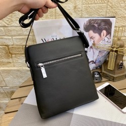 GUCCI Gucci 2023SS Shoulder Bag Exceptional at shock sale