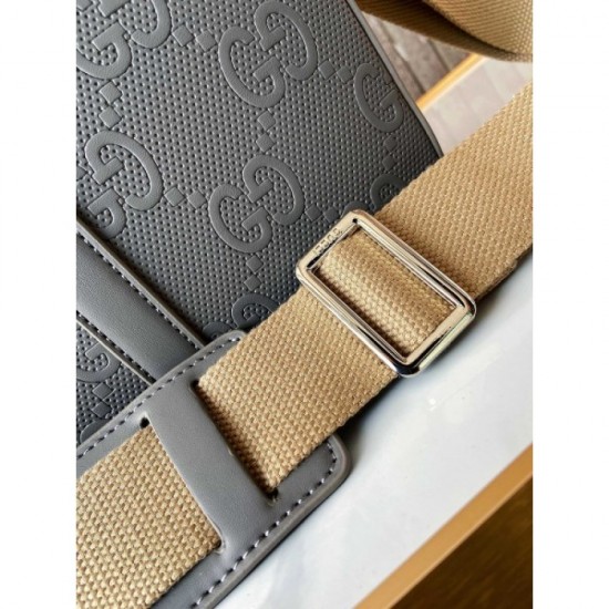 GUCCI Gucci 2023SS briefcase sold out immediately GUCCI Gucci 2023SS briefcase sold out immediately