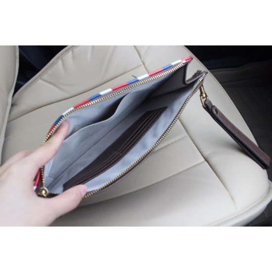 GUCCI Gucci 2023SS clutch bag This spring new work not to be missed GUCCI Gucci 2023SS clutch bag This spring new work not to be missed