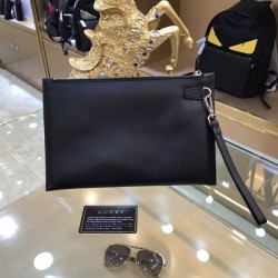 GUCCI Gucci 2023SS clutch bag I want to buy more this year!