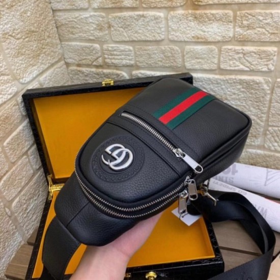 GUCCI Gucci 2023SS chest bag great spring summer new GUCCI Gucci 2023SS chest bag great spring summer new