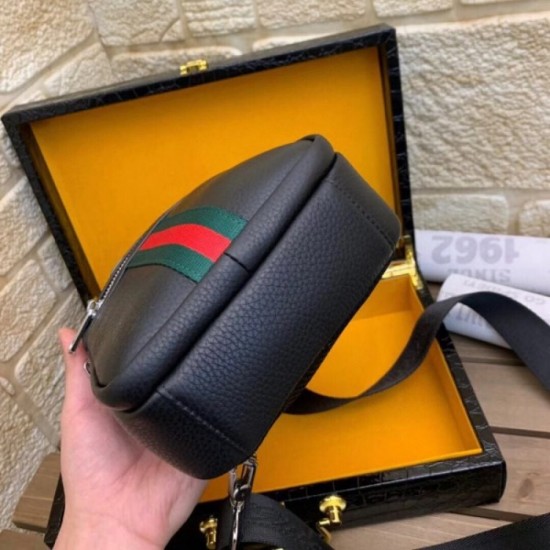 GUCCI Gucci 2023SS chest bag great spring summer new GUCCI Gucci 2023SS chest bag great spring summer new