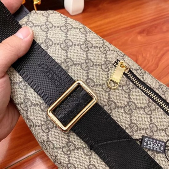 GUCCI Gucci 2023SS chest bag Comfortable size GUCCI Gucci 2023SS chest bag Comfortable size