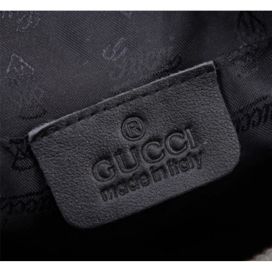 GUCCI Gucci 2023SS chest bag Excellent item for new spring GUCCI Gucci 2023SS chest bag Excellent item for new spring